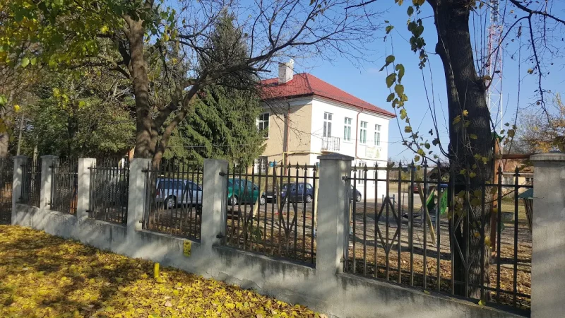 Șapte școli din județ își pierd personalitatea juridică prin reorganizare!