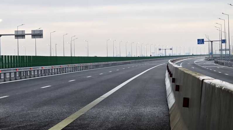 Atenție, șoferi! Se închide sectorul de autostradă de pe Centura Bacăului din 15 iulie!