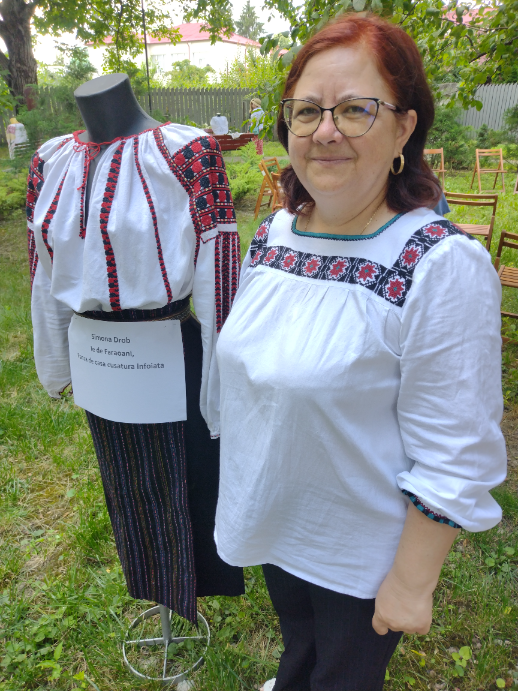 FOTO – Ia, dincolo de imaginea idilică: sute de ore de muncă manuală migăloasă pentru a salva o istorie pierdută