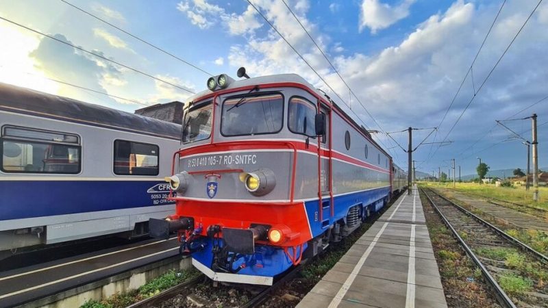 Pe șine spre mare: Din 28 iunie, Bacău are legătură feroviară directă cu stațiunile de pe litoral