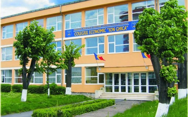 Sute de locuri rămase libere la liceele tehnologice din mun. Bacău: Unde se mai pot înscrie absolvenții de gimnaziu