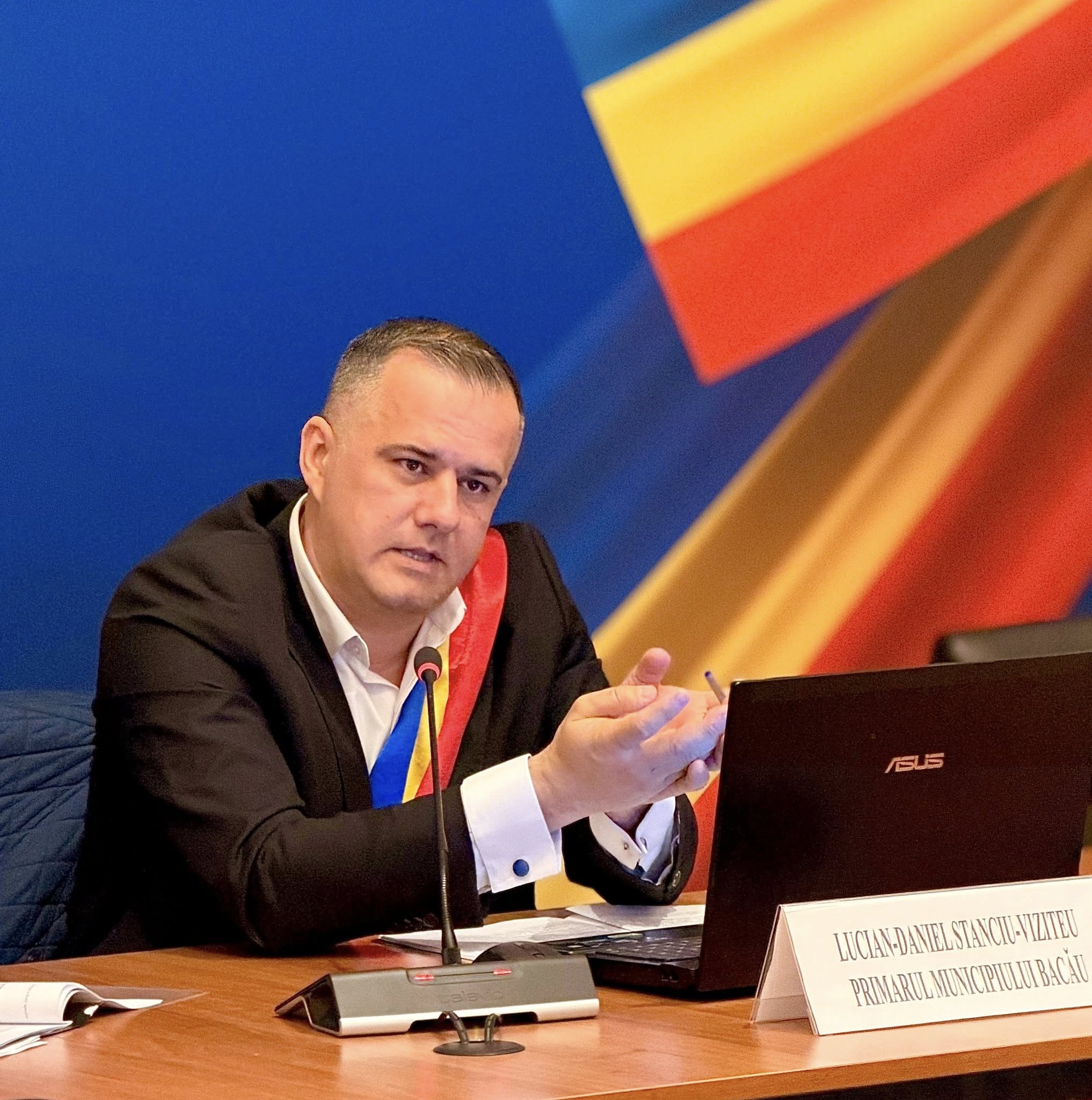 Lucian Stanciu Viziteu (USR) taxează dur PNL după demiterea doctorului Cotîrleț: „O improvizație politică netransparentă care pune în pericol Spitalul Moinești”
