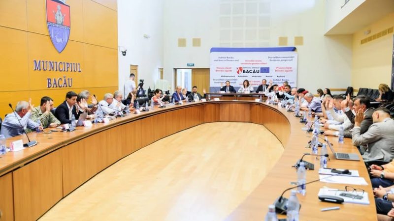 Criza acută de medici din spitalele băcăuane, în centrul atenției CJ. Investiții importante la Onești și bugete generoase pentru sportul băcăuan