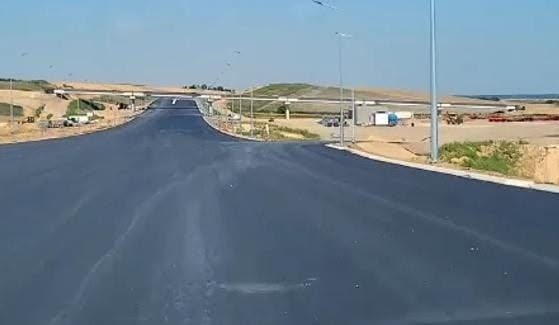 Autostrada A7 Bacău–Pașcani prinde contur: s-a turnat un strat complet de asfalt pe 30 de km
