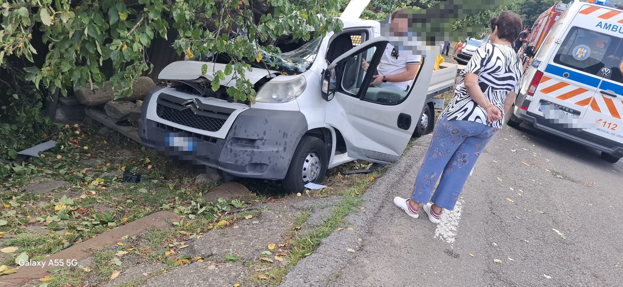 Accident rutier în comuna Oituz, soldat cu două victime