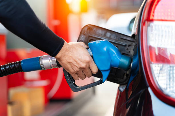 Ministerul Finanțelor taie cu 20% acciza pentru motorină
