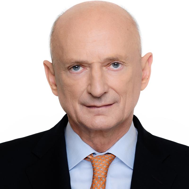 Prințul Michael de Liechtenstein vine în Bacău. „Casa Antonia”, inaugurată în comunitatea romă Bâșca