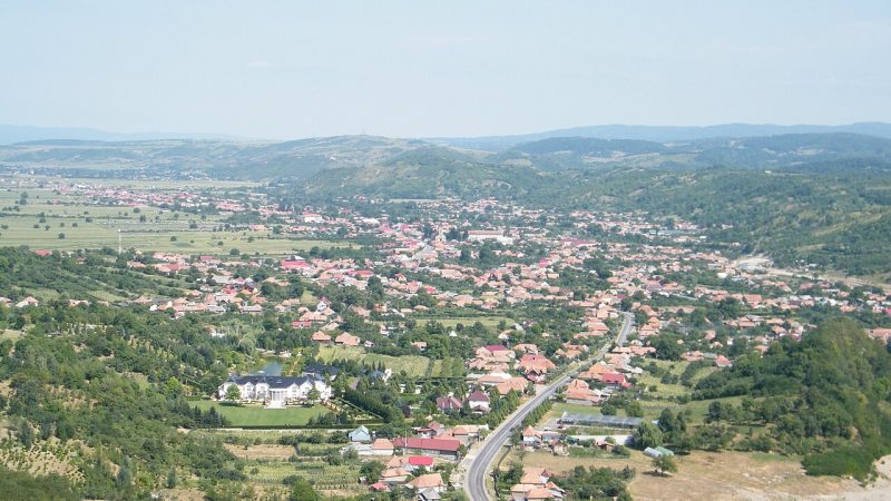 A13 bate la ușa proprietarilor din Oituz: casele care ar putea dispărea de pe traseul autostrăzii