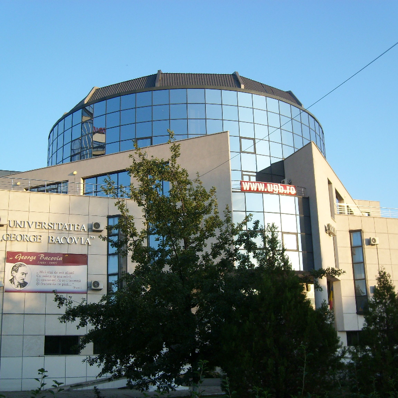 Universitatea „G. Bacovia” așteaptă autorizarea ARACIS pentru Asistență Medicală Generală. Programul ar putea începe în 2027