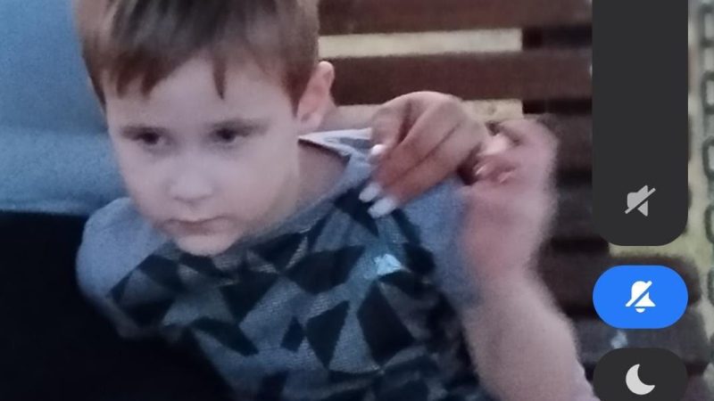 Căutări de amploare în Dofteana pentru găsirea lui Iosif, copilul de 4 ani dispărut de acasă. Peste 250 de persoane, elicopter și termoviziune, mobilizate în teren
