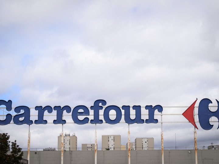 Frații Pavăl, proprietarii Dedeman, au în portofoliu KORRA, posibilul nou brand al magazinelor Carrefour