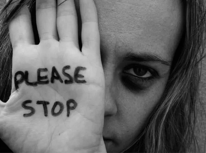 Peste 4.200 de intervenții și 917 ordine de protecție. Dimensiunea violenței domestice în județul Bacău anul trecut