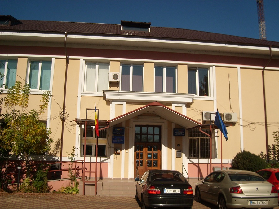 225 de funcții de director și director adjunct, scoase la concurs în județul Bacău. Cei mai mulți dintre actualii directori vor să continue