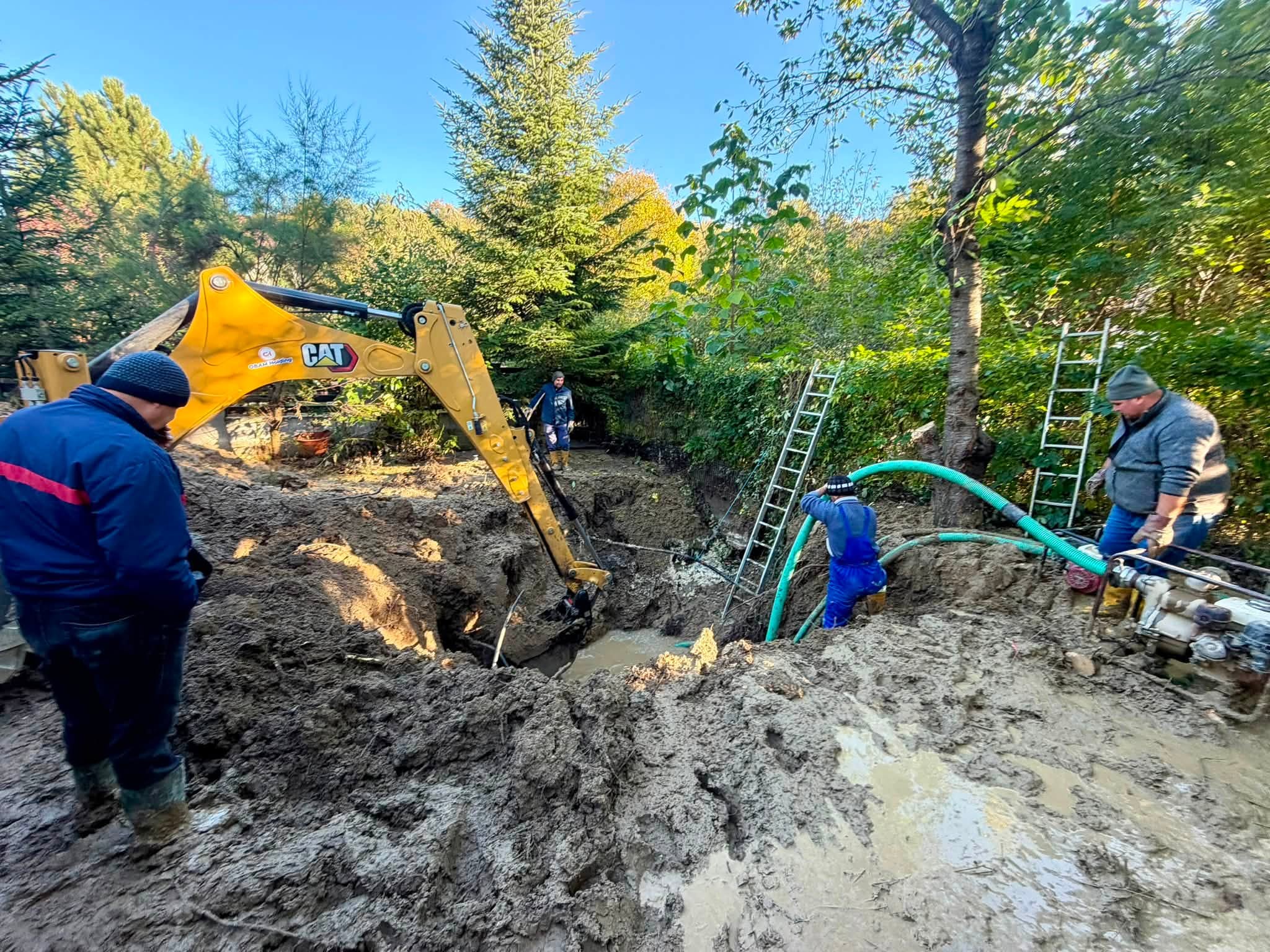 „Încă o săptămână fără apă?” Revolta băcăuanilor după noua avarie: „Ne mai rugăm să nu apară alta?”