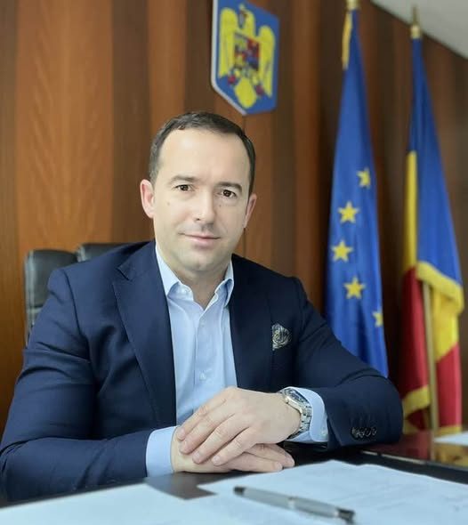 Claudiu Năstasă, PNL Bacău, demisionează din conducerea AAAS: „Funcțiile sunt trecătoare. Principiile și responsabilitatea față de oameni trebuie să rămână”