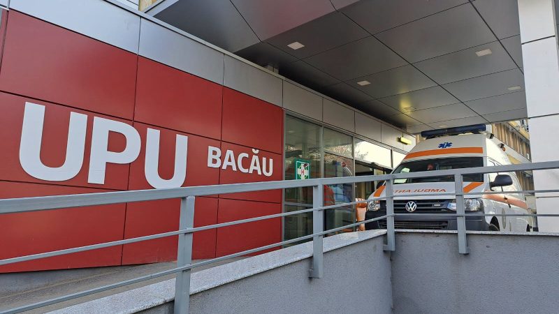 Intervenție contra cronometru la SJU Bacău! O femeie de 72 de ani, la un pas de moarte după un accident pe E85. Medicii i-au salvat respirația printr-o procedură de urgență