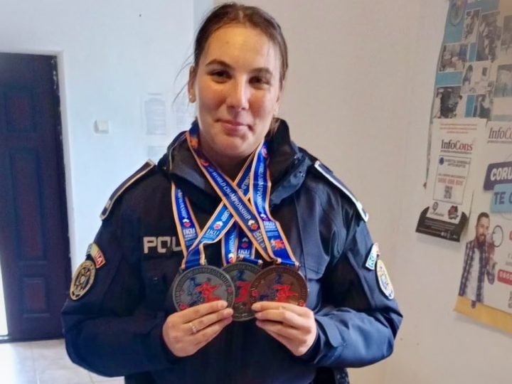 O tânără polițistă din Bacău, de trei ori pe podiumul Campionatului Mondial de Karate! La 20 de ani, a obținut și centura neagră, 1 Dan