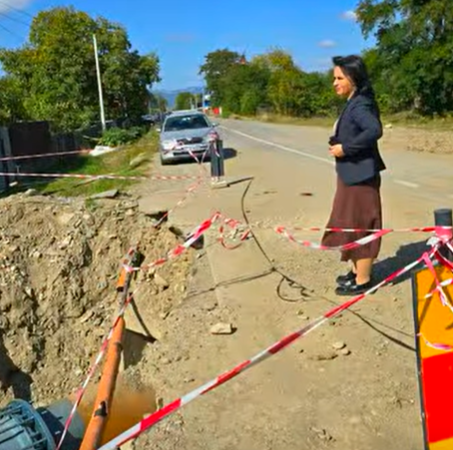 Prefecta de Bacău, verificări pe teren la lucrările de pe drumurile naționale. Care este situația la Holt, Asău, Dărmănești și Oituz