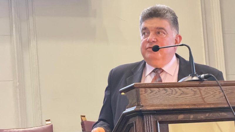 Memoria Marelui Rabin Alexandru Șafran, evocată la Academia Română. Contribuția Bacăului, prezentată de profesorul Gabriel Stan