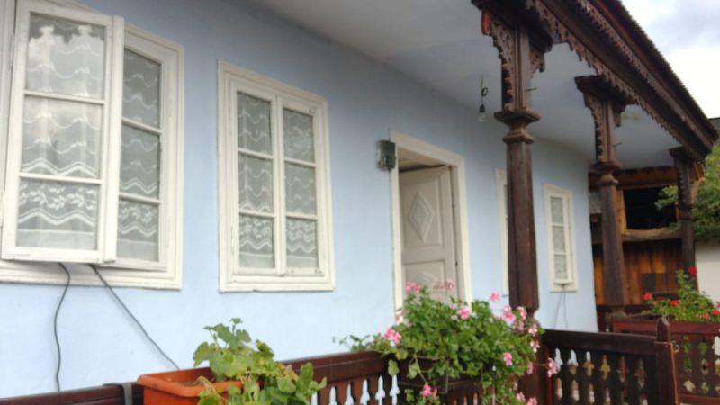 Măgirești, comuna care salvează casele bunicilor. Gospodăriile de peste un secol, readuse la viață și transformate în repere culturale pe Valea Tazlăului