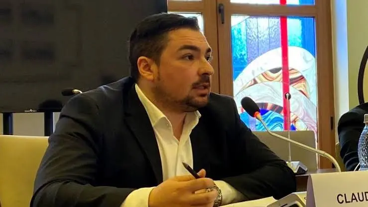 PSD va înlătura din instituțiile statului persoanele numite în funcții de USR. Favorit la prefectura Bacău este Claudiu Ilișanu