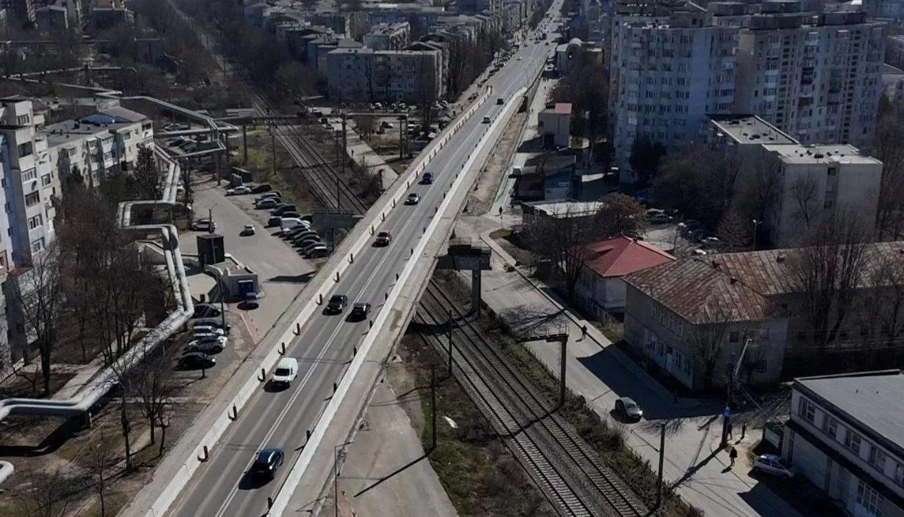 Două companii, interesate de reproiectarea podului Narcisa. Când ar putea fi scoase la licitație lucrările de reabilitare