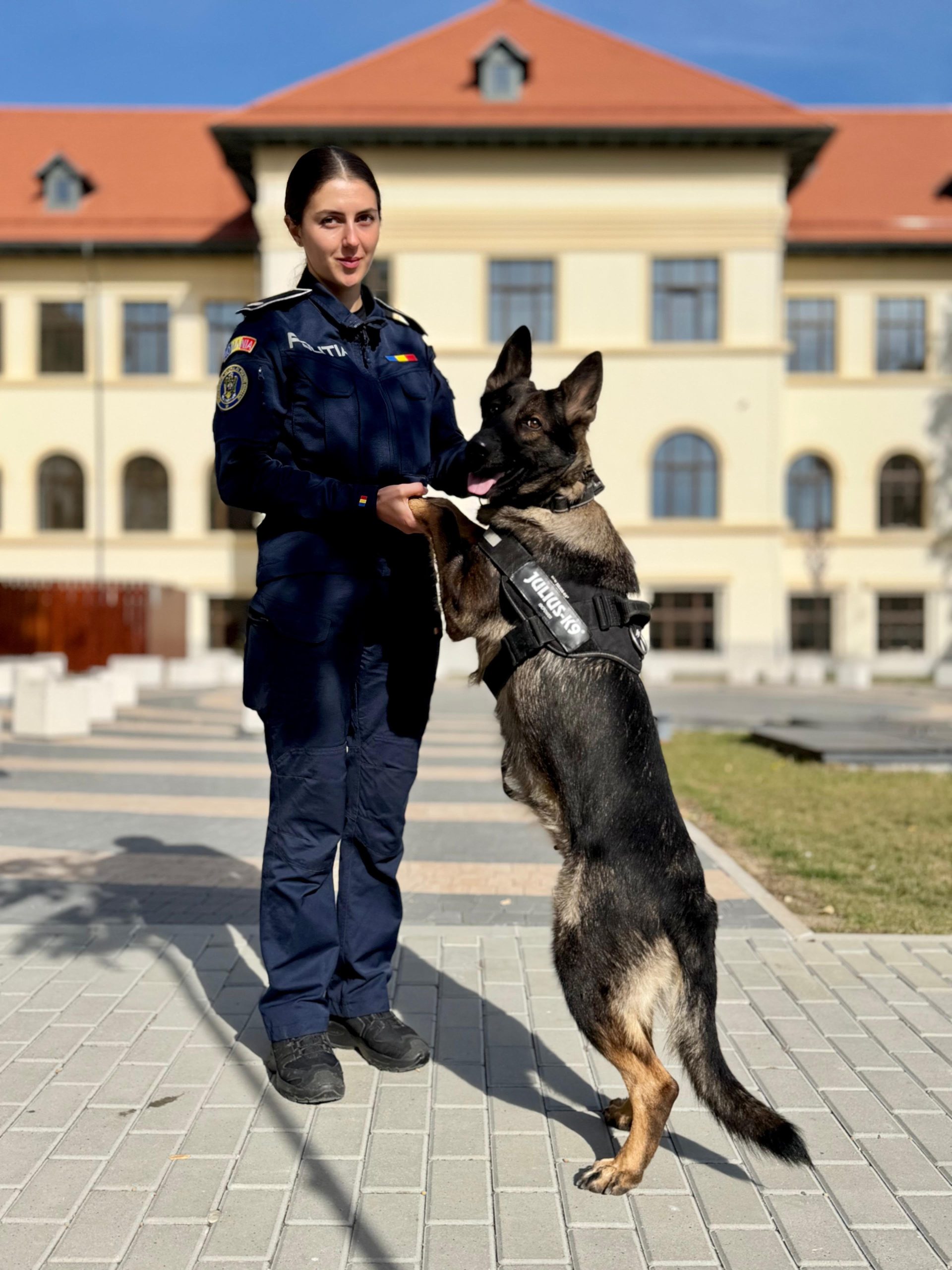 De Ziua Internațională a Animalelor, Poliția Bacău reamintește: Grija și respectul față de animale sunt responsabilitatea noastră, în fiecare zi